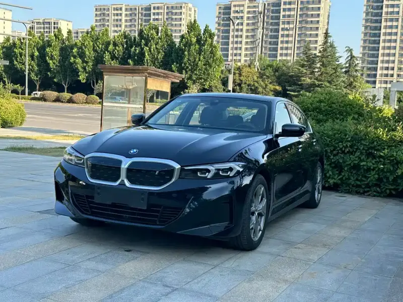 BMW i3, 2025
