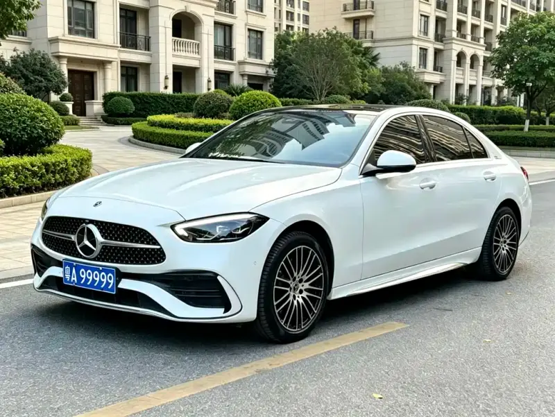 Mercedes-Benz C-Class, 2024