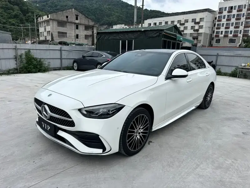 Mercedes-Benz C-Class, 2025