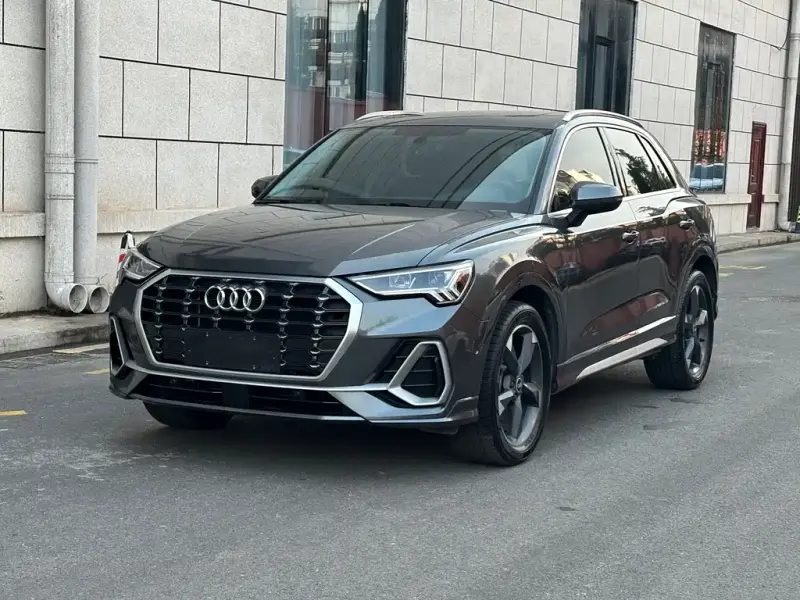 Audi Q3, 2022