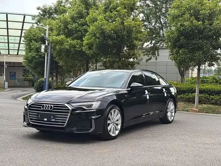 Audi A6L, 2021
