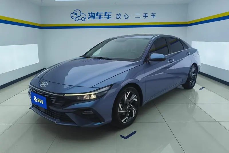 Hyundai Elantra, 2023