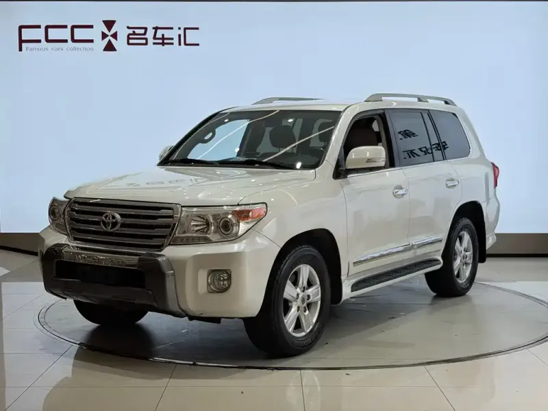 Toyota Land Cruiser, 2015
