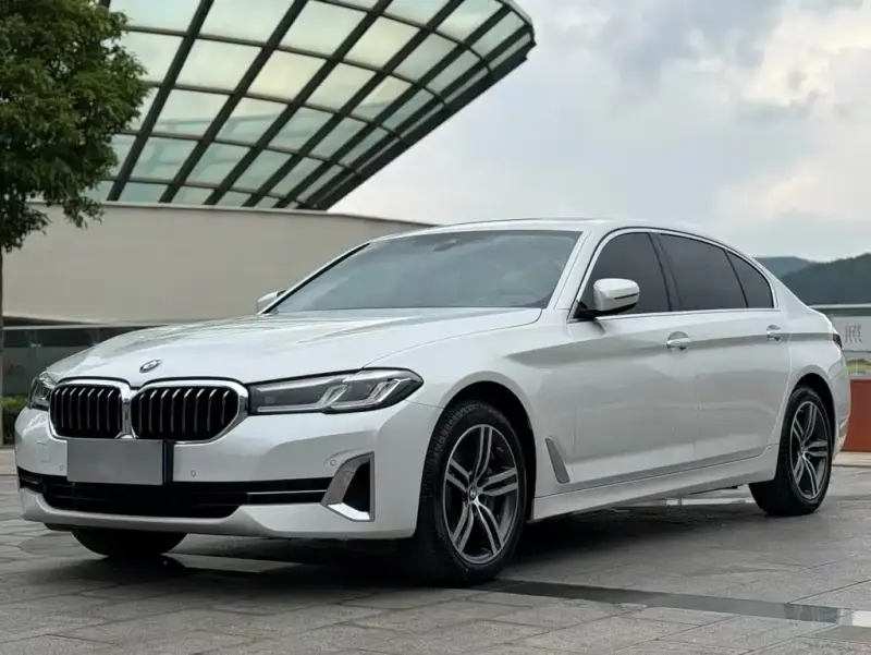BMW 5 Series, 2023