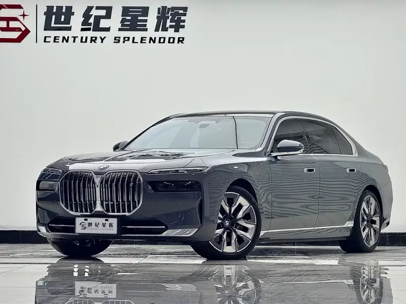 BMW i7, 2023