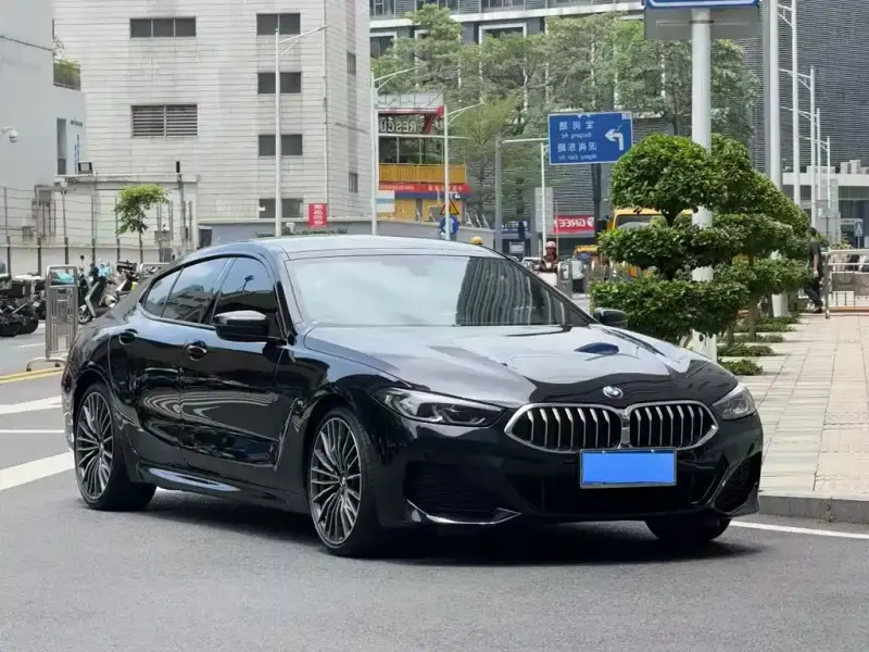 BMW 8 Series, 2021