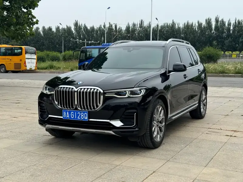 BMW X7, 2021