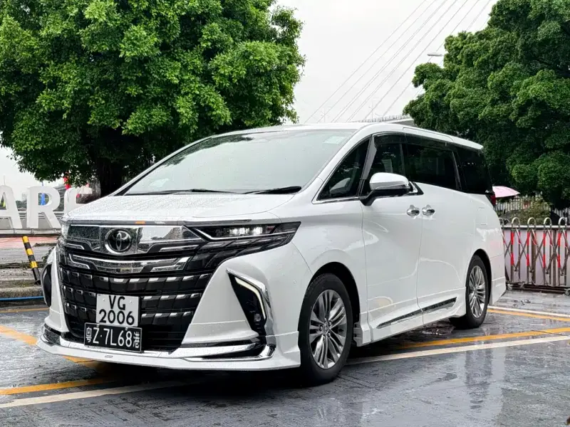Toyota Alphard, 2026