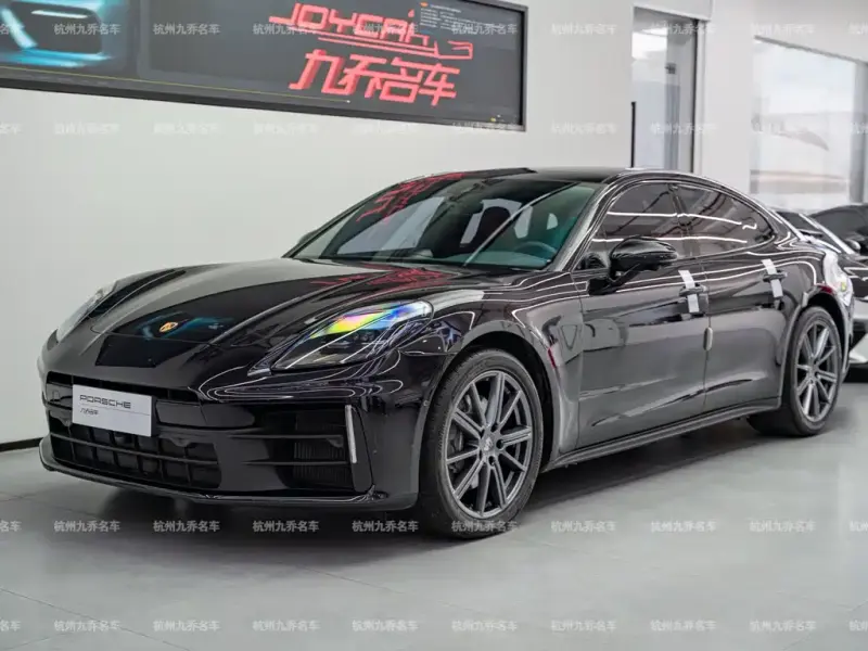 Porsche Panamera, 2025