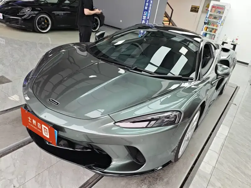 McLaren GT, 2021