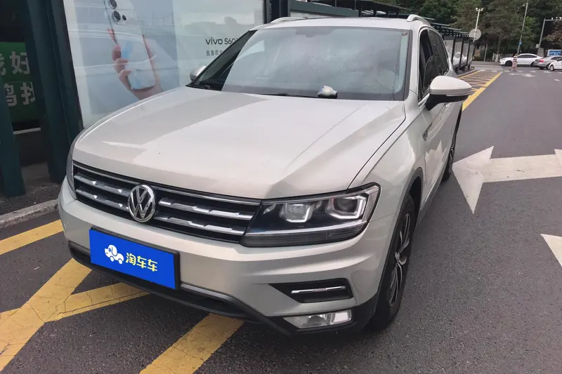 Volkswagen Tiguan L, 2018