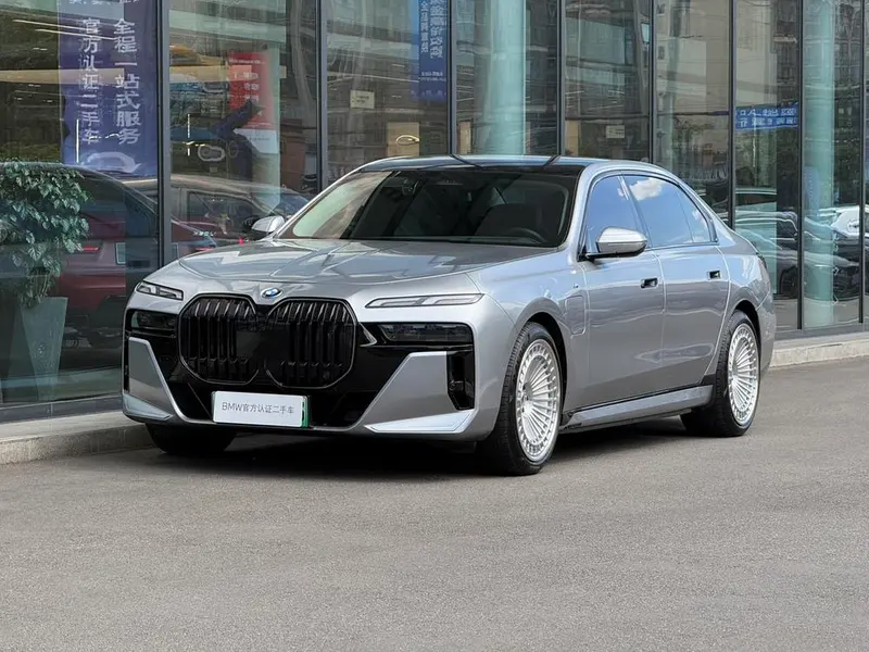 BMW i7, 2023