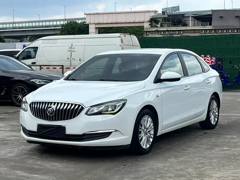 Buick Excelle, 2015