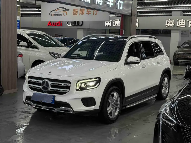 Mercedes-Benz GLB, 2021