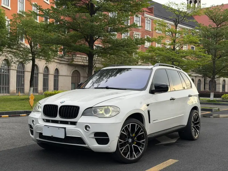 BMW X5 (Import), 2013