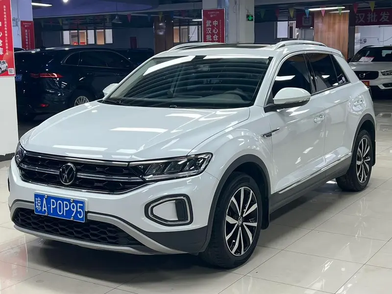 Volkswagen T-Roc, 2023