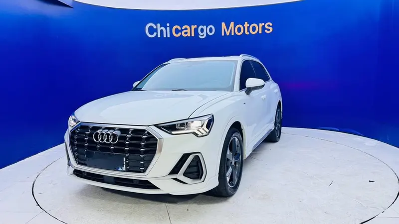 Audi Q3, 2022
