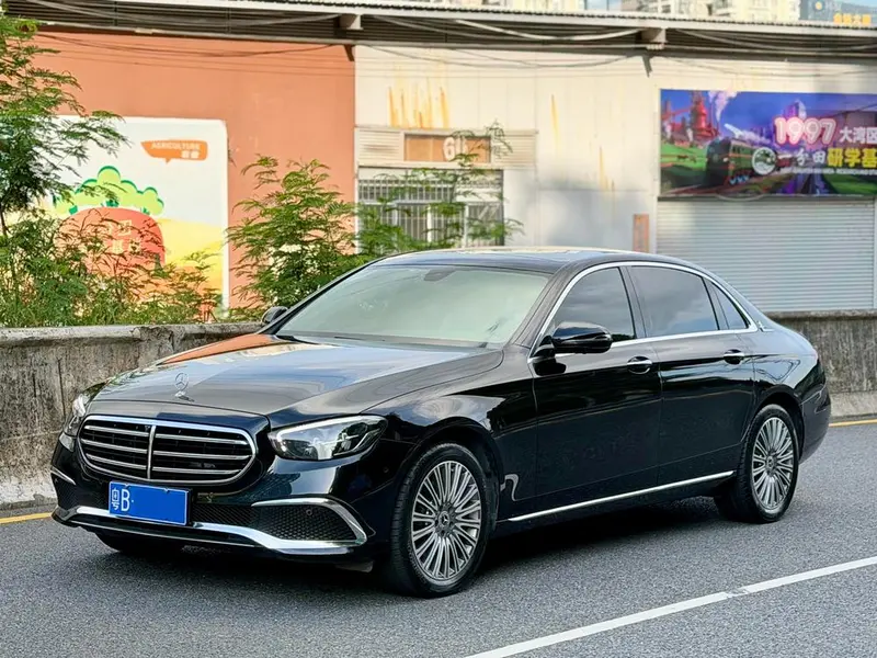 Mercedes-Benz E-Class, 2022