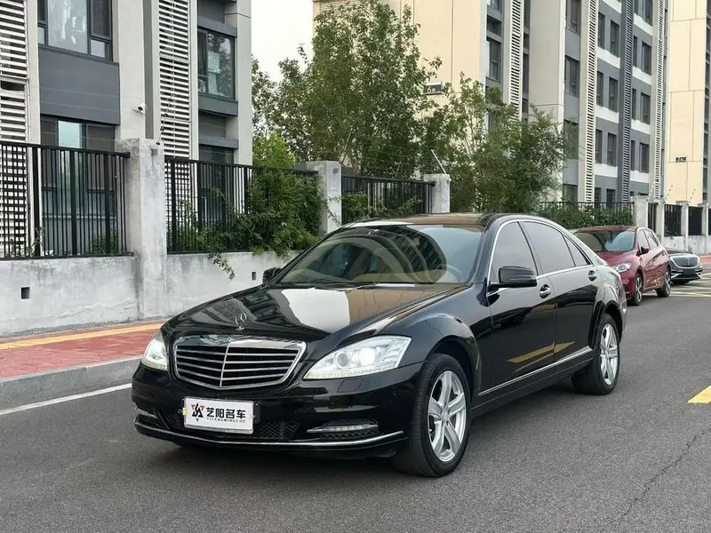 Mercedes-Benz S-Class, 2010