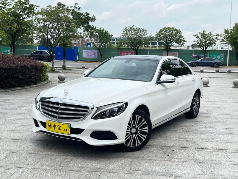 Mercedes-Benz C-Class, 2015