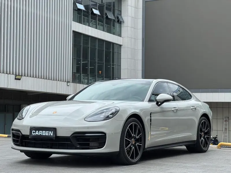 Porsche Panamera, 2022