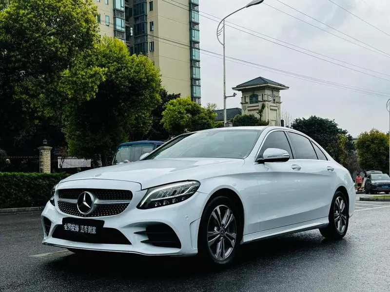 Mercedes-Benz C-Class, 2020
