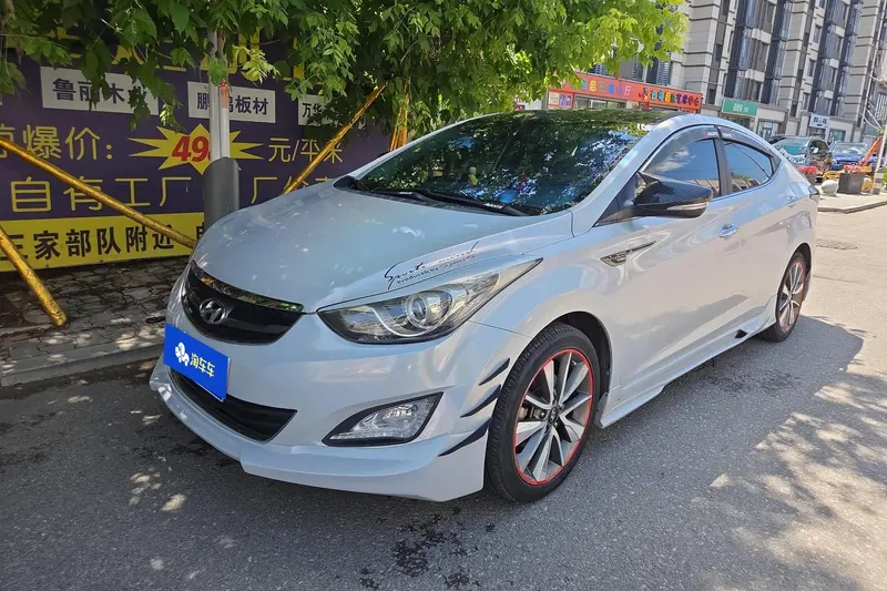 Hyundai Elantra Langdong, 2015