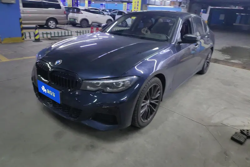BMW 3-Series, 2022