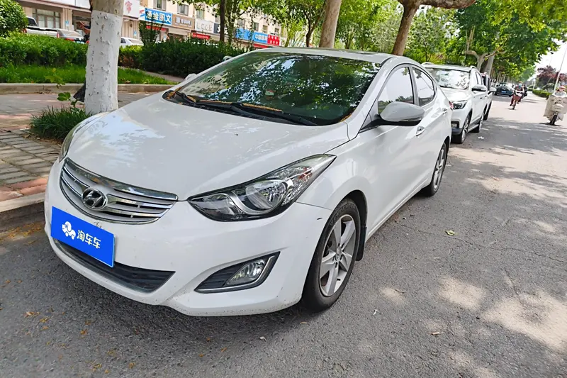 Hyundai Elantra Langdong, 2013