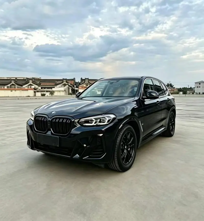 BMW iX3, 2024