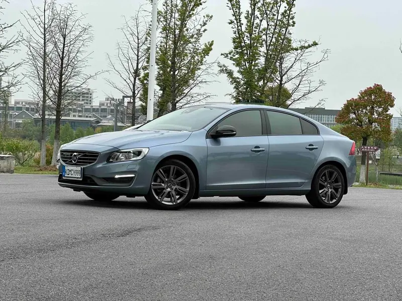 Volvo S60, 2016