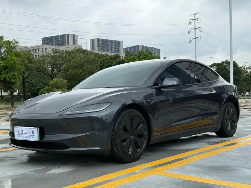 Tesla Model 3, 2023