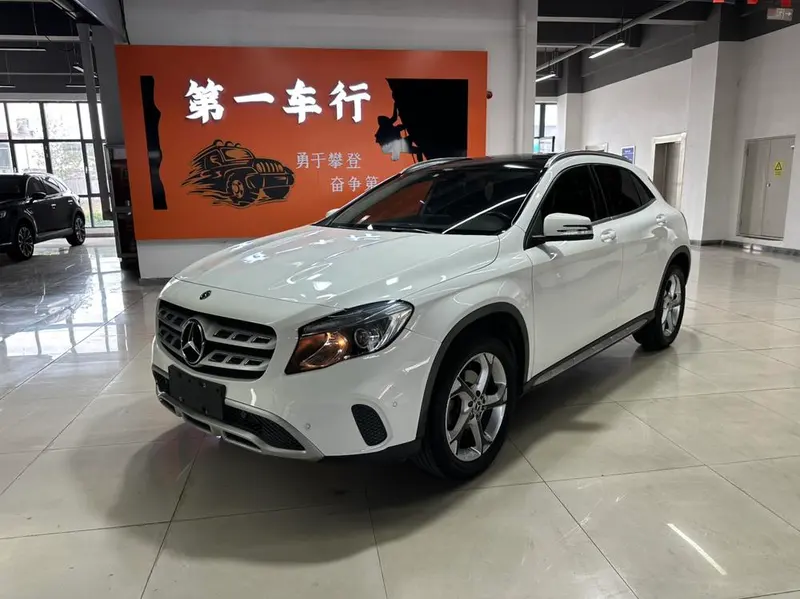 Mercedes-Benz GLA, 2018