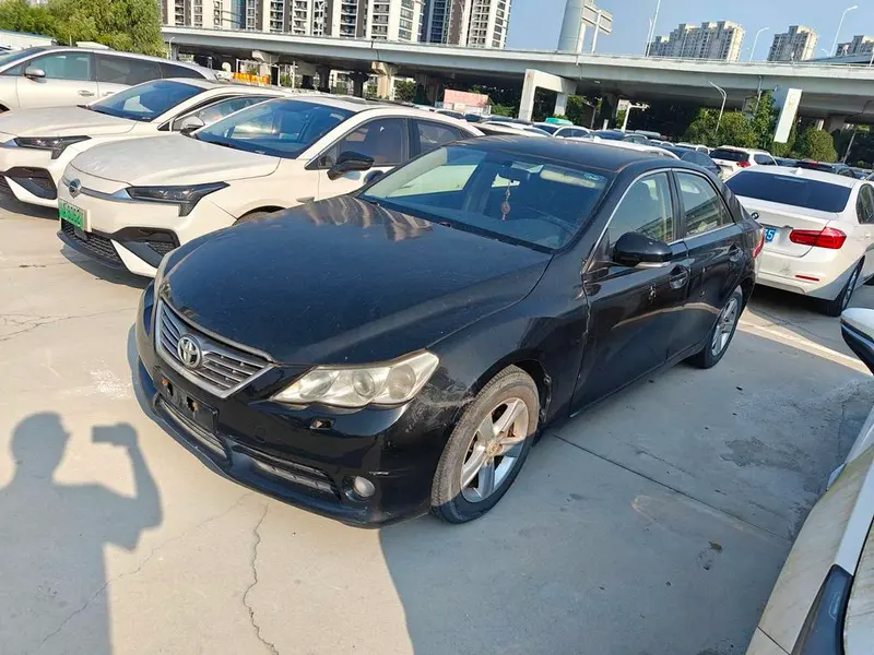 Toyota Reiz, 2012