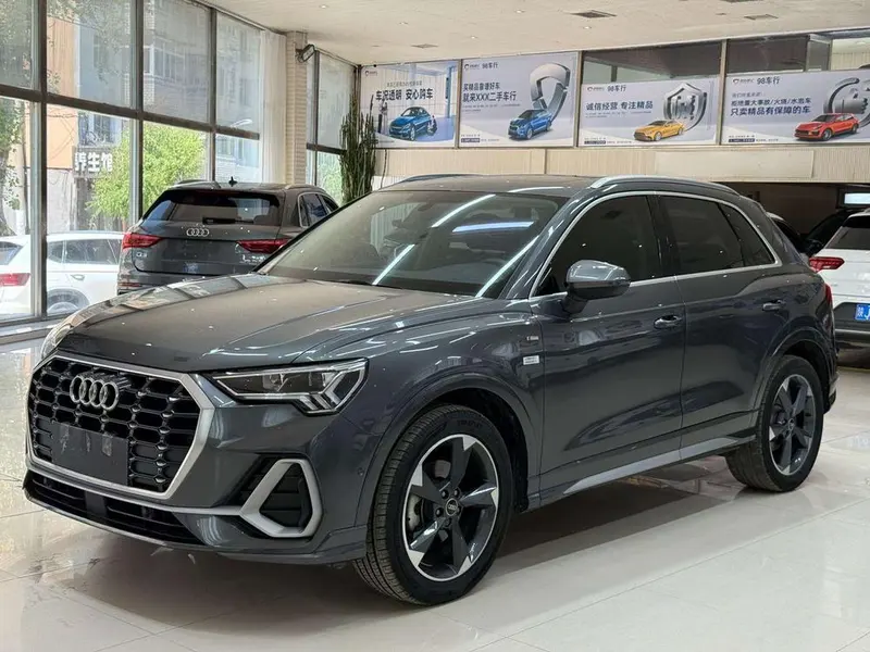Audi Q3, 2023