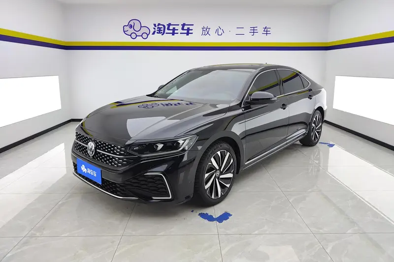 Volkswagen Passat, 2022