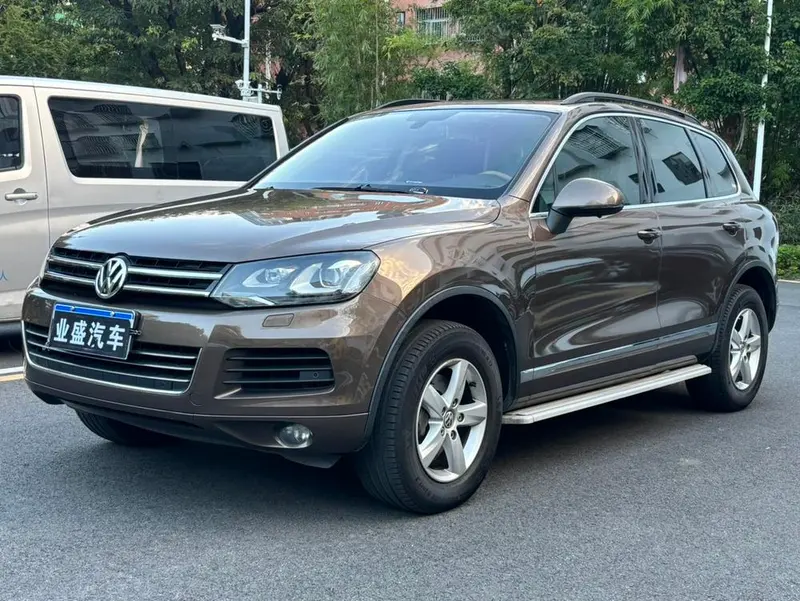 Volkswagen Touareg, 2014