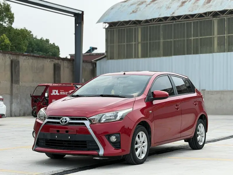Toyota Yaris L, 2014