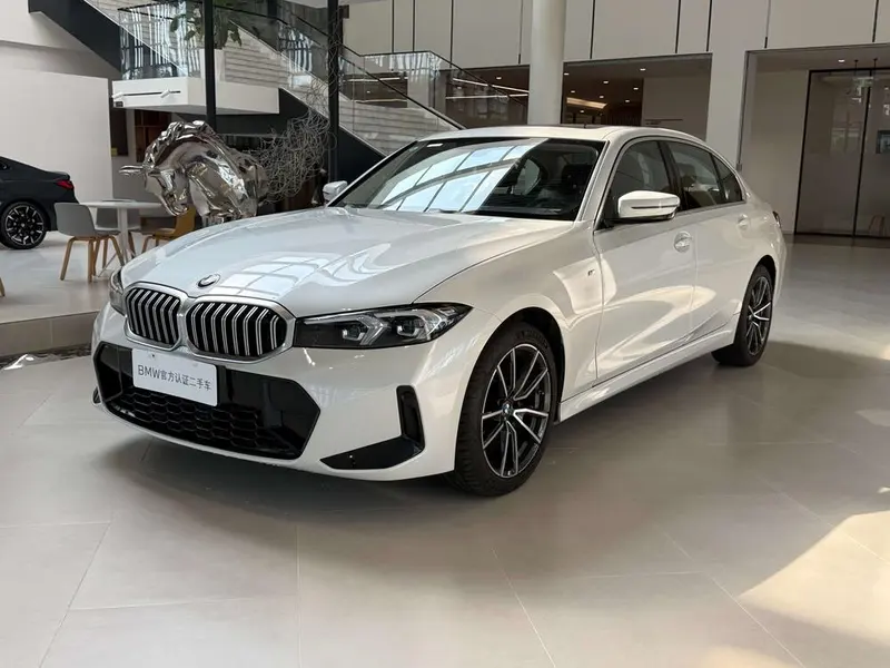 BMW 3-Series, 2023