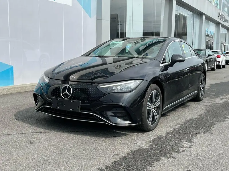 Mercedes-Benz EQE, 2025