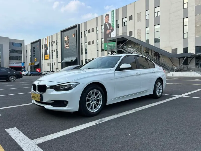 BMW 3-Series, 2015