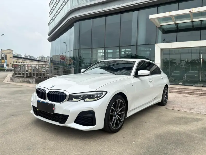 BMW 3-Series, 2020