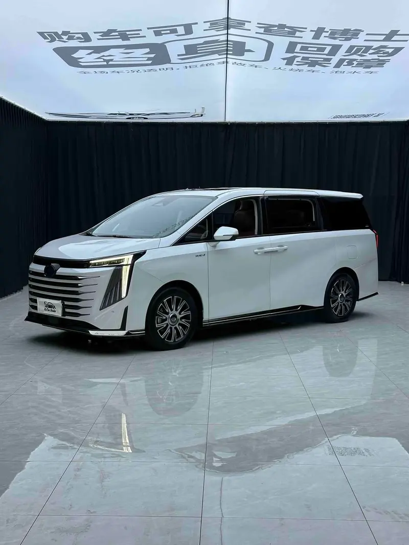 GAC Trumpchi Trumpchi E9 PHEV, 2023