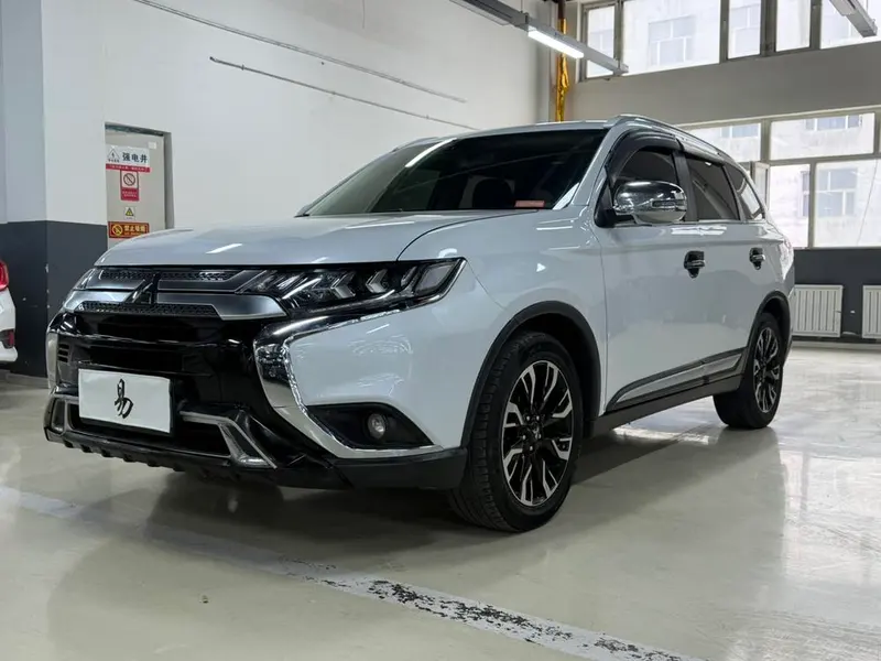 Mitsubishi Outlander, 2019