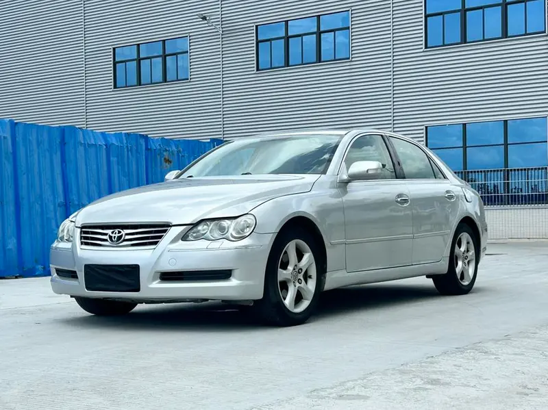 Toyota Reiz, 2008