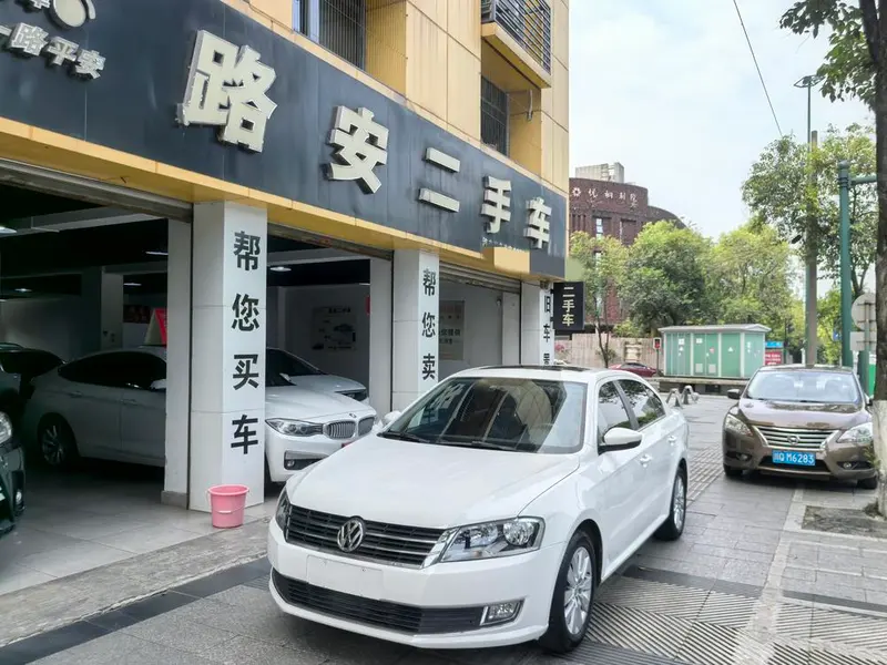 Volkswagen Lavida, 2013