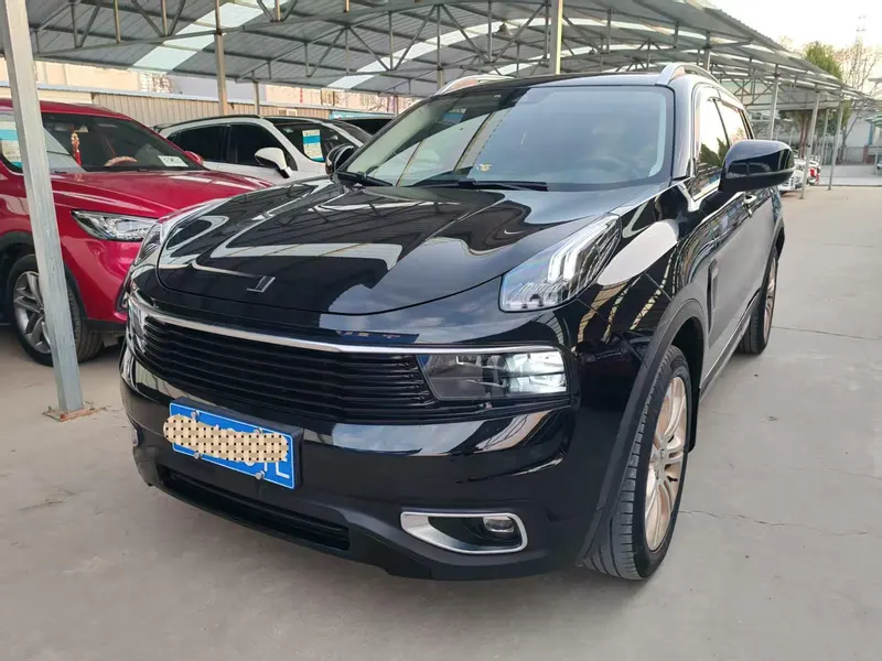 Lynk & Co 01, 2017