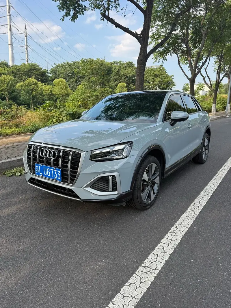 Audi Q2L, 2021