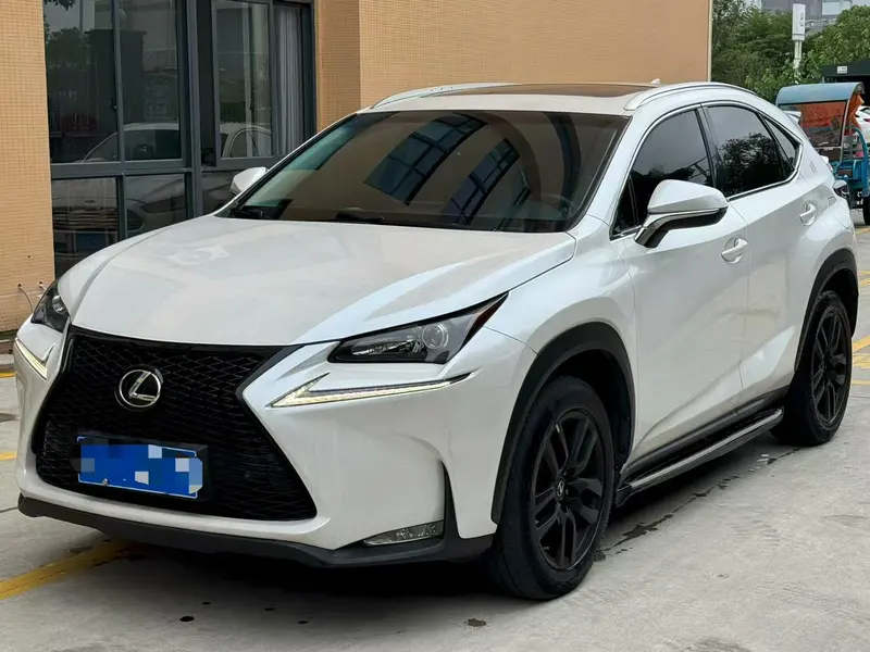 Lexus NX, 2015