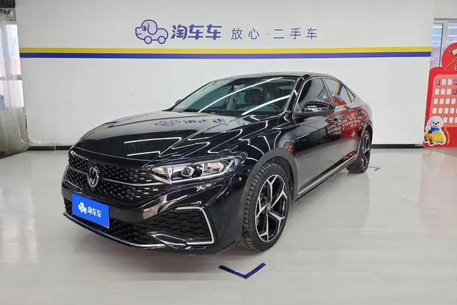 Volkswagen Passat, 2024